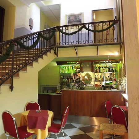 Hotel Columbia Palermo Exterior foto