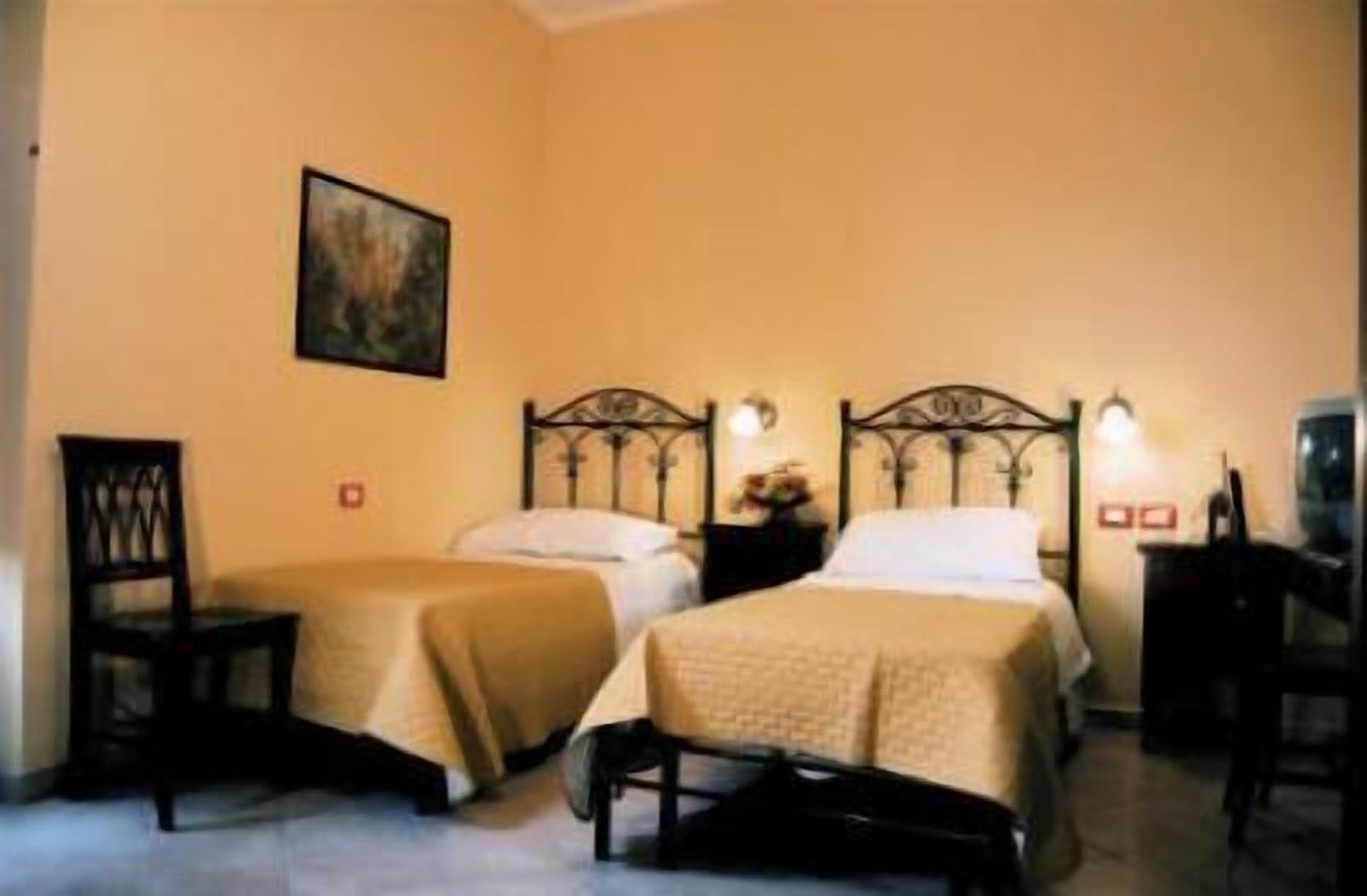 Hotel Columbia Palermo Exterior foto